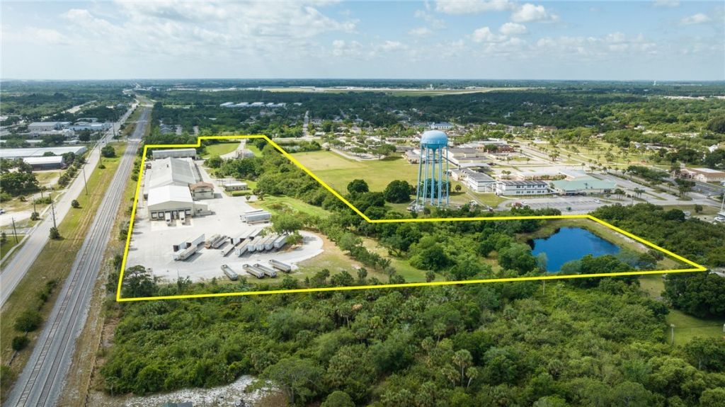 2600 45th Street, Vero Beach, FL 32967 Photo