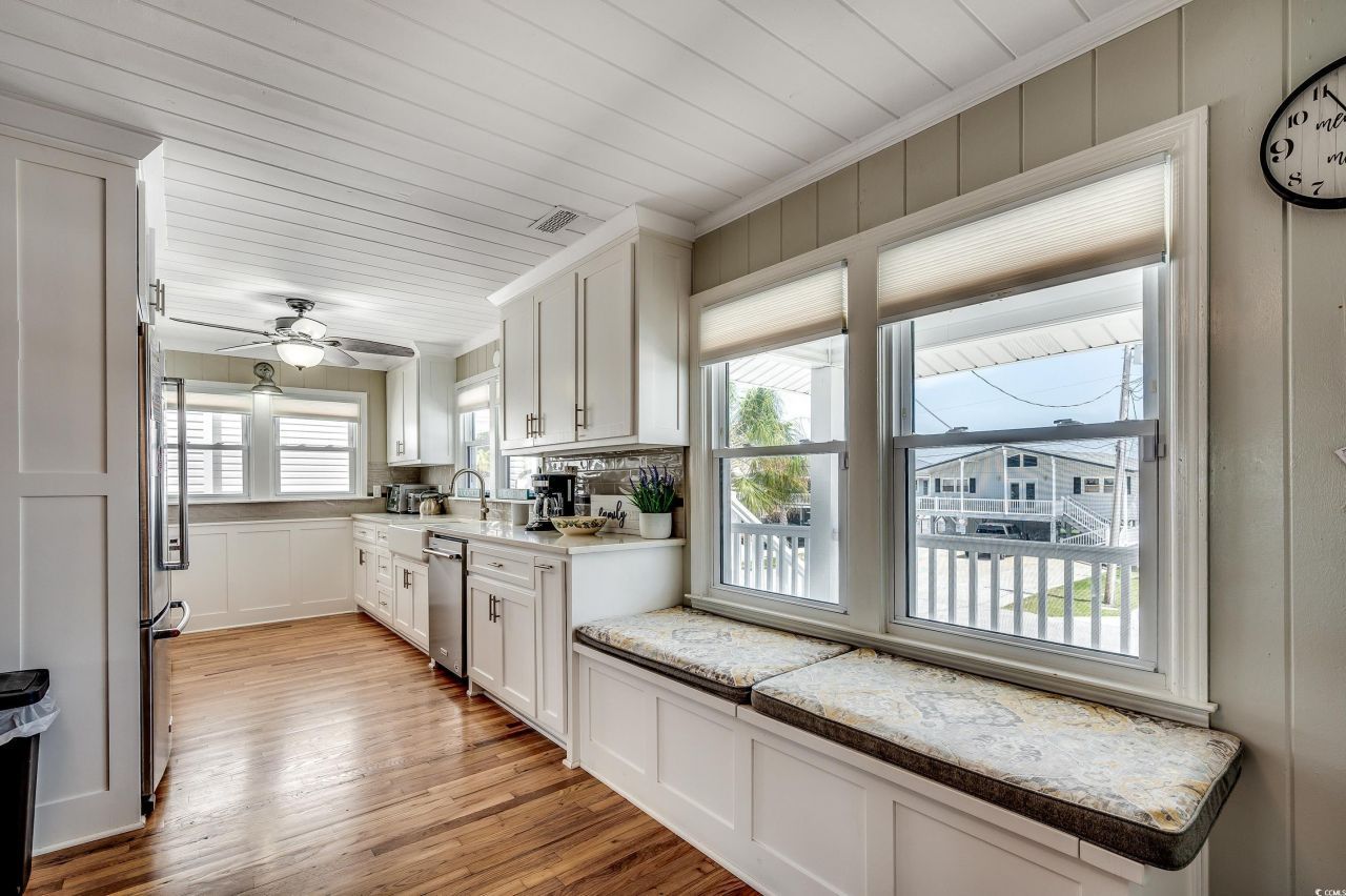 329 46th Ave. N Photo 10