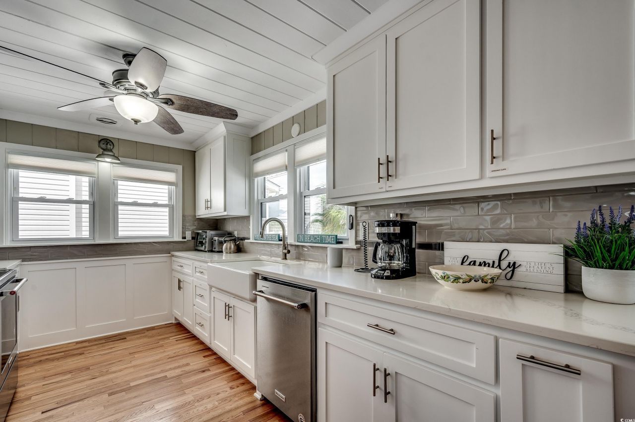 329 46th Ave. N Photo 11