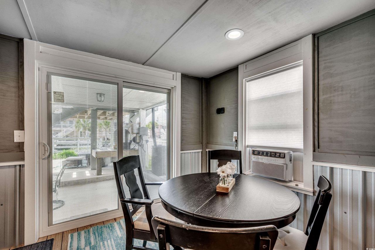 329 46th Ave. N Photo 8