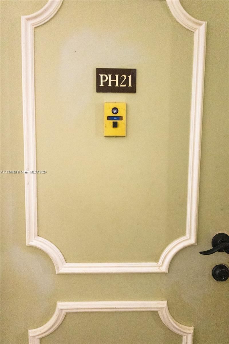 1300 Saint Charles Pl, Unit PH21, Pembroke Pines, FL 33026 Photo