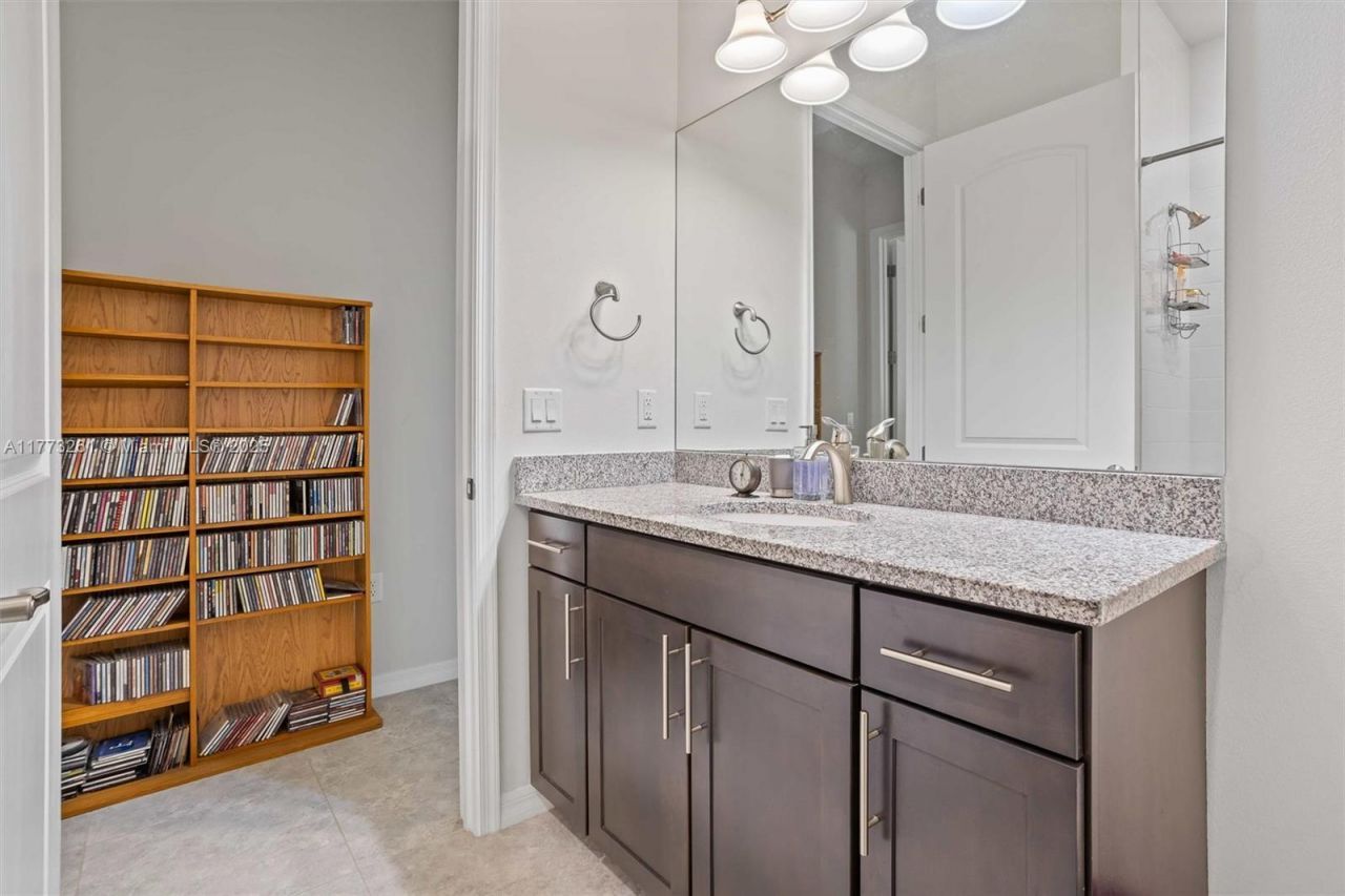 21824 Canadensis Cir, Unit 102, Boca Raton, FL 33428 Photo