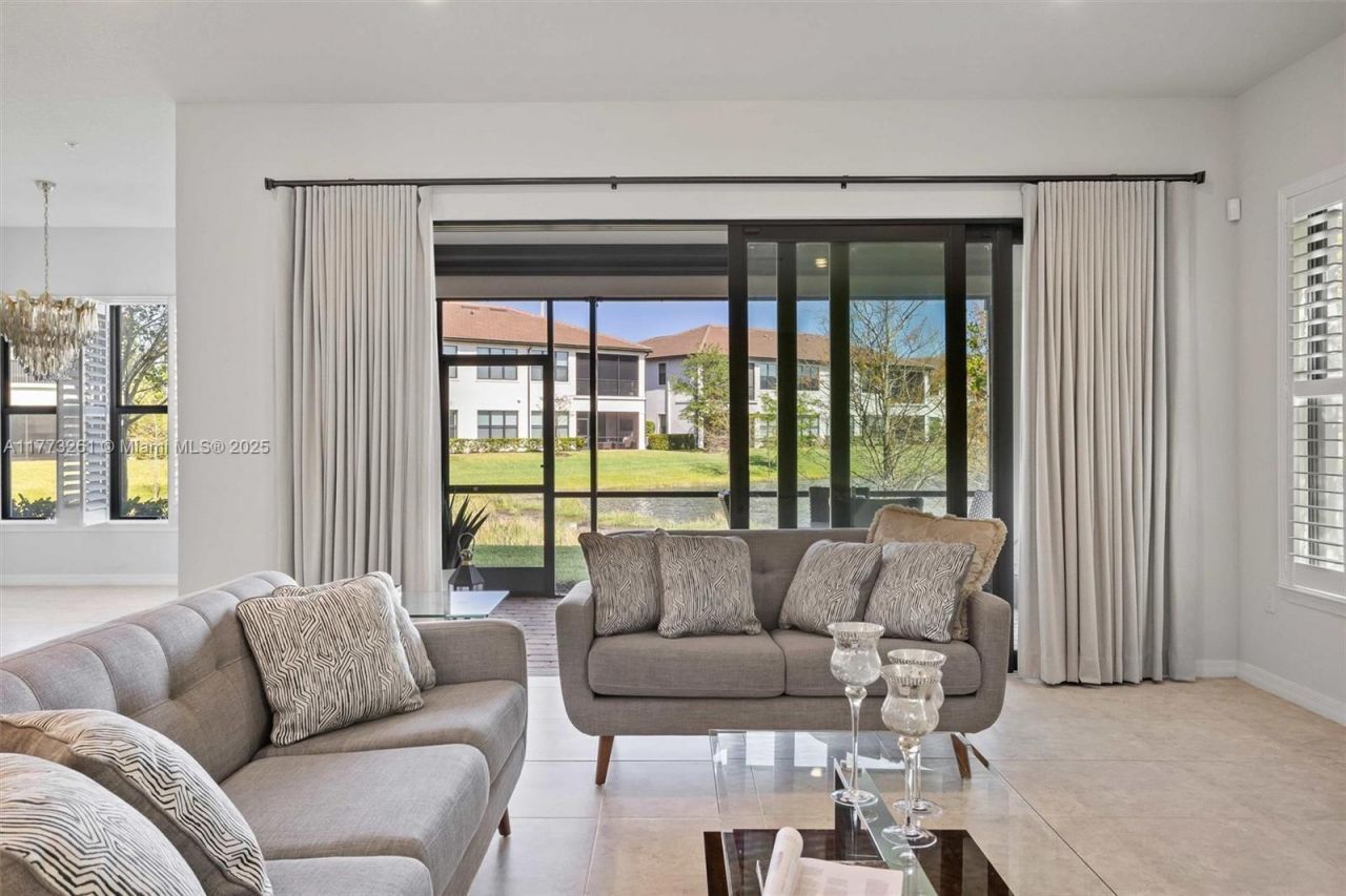 21824 Canadensis Cir, Unit 102, Boca Raton, FL 33428 Photo