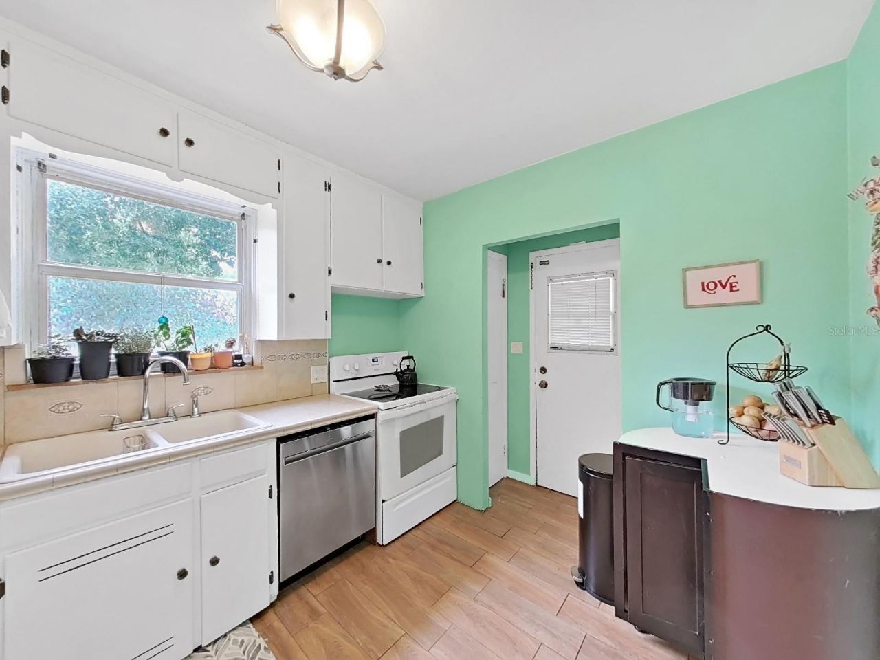 235 38th Street S, Saint Petersburg, FL 33711 Photo