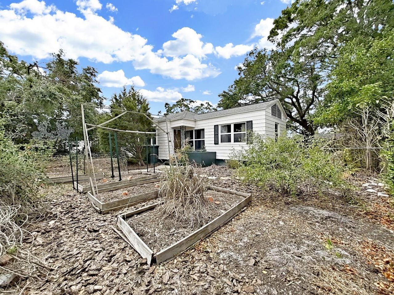 235 38th Street S, Saint Petersburg, FL 33711 Photo