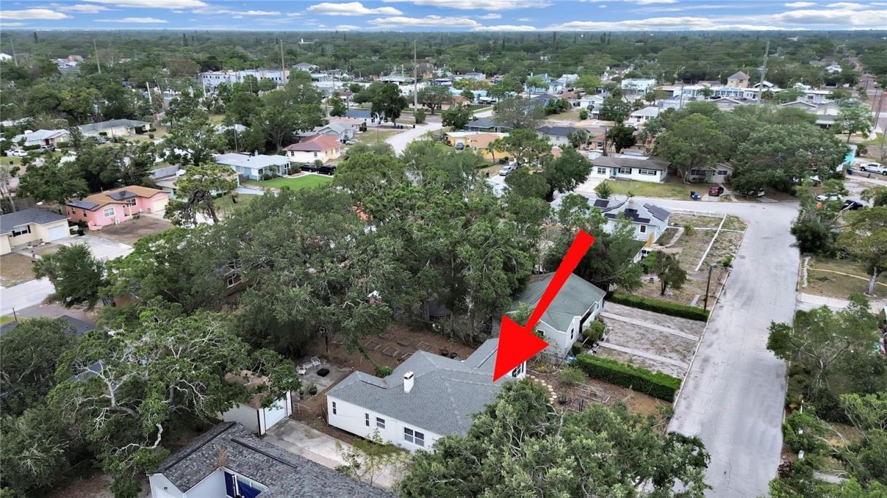 235 38th Street S, Saint Petersburg, FL 33711 Photo