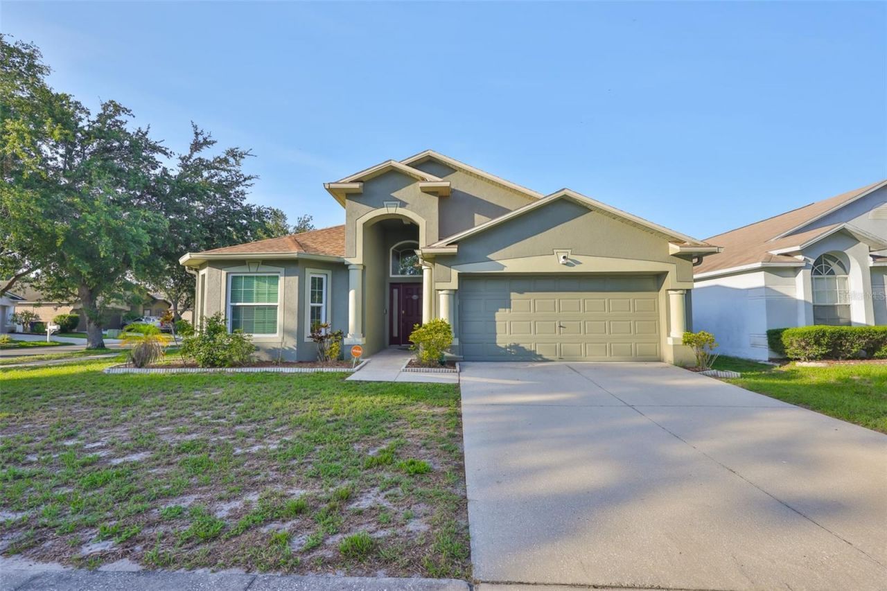 6933 Waterbrook Court, Gibsonton, FL 33534 Main Photo