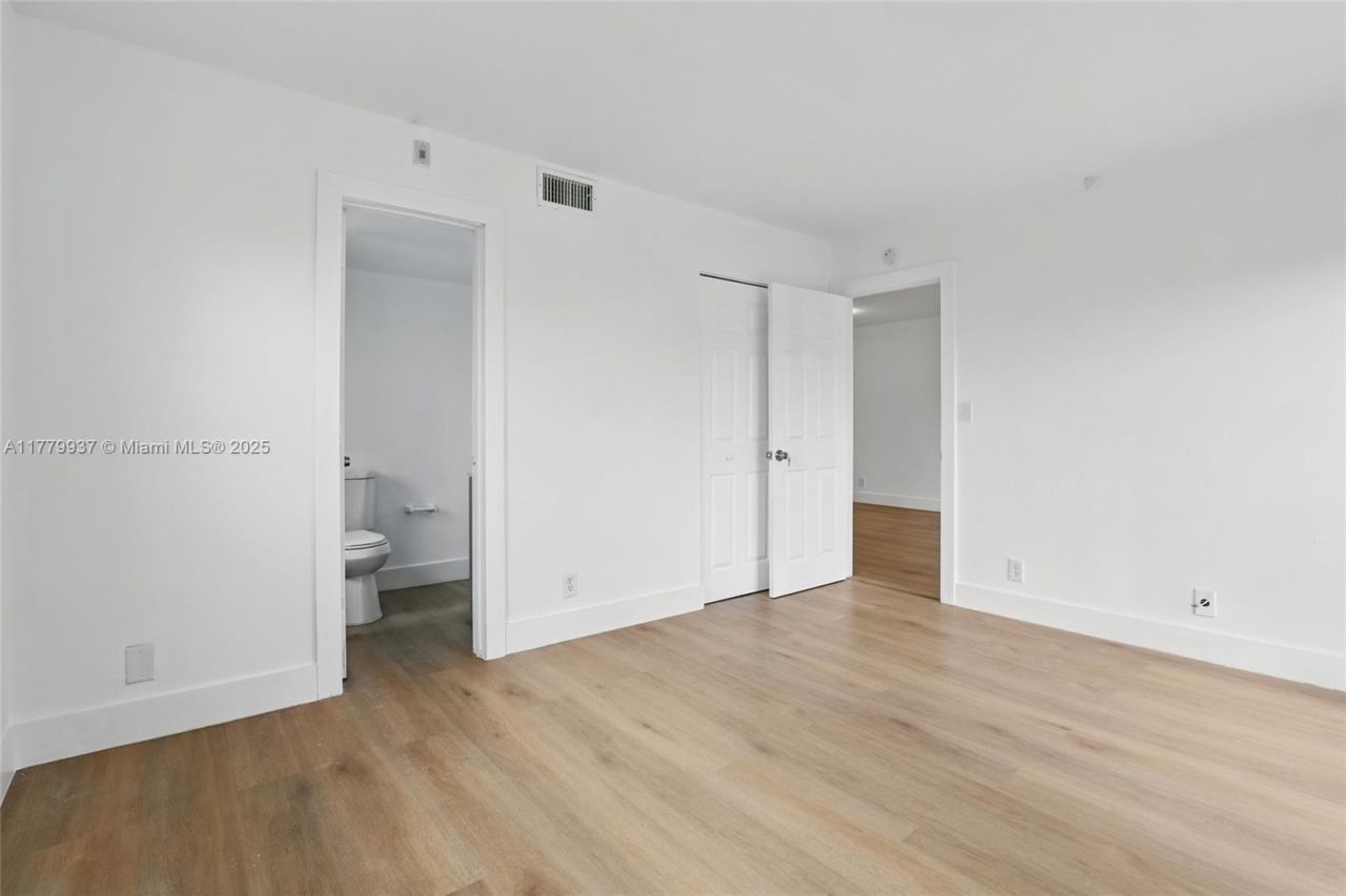 8540 N Sherman Cir, Unit 408, Miramar, FL 33025 Photo