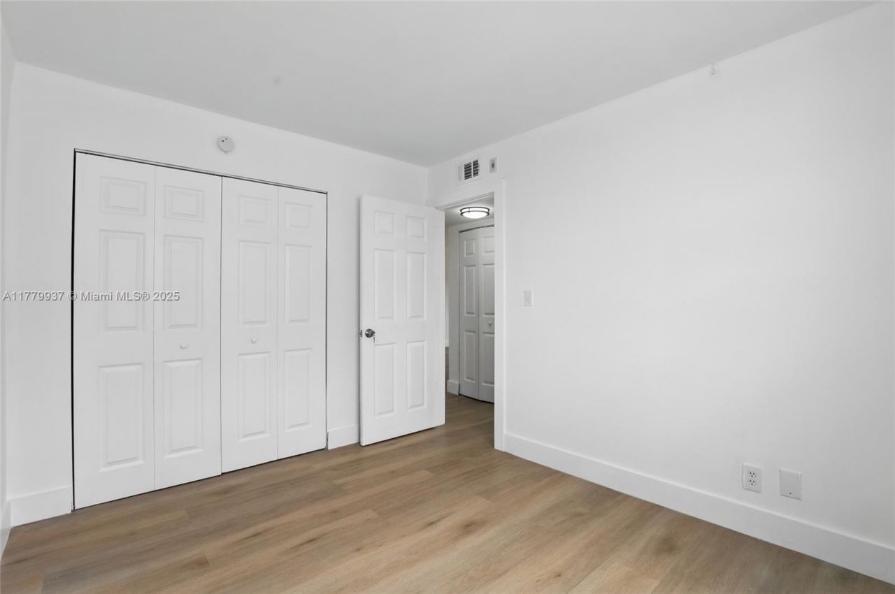 8540 N Sherman Cir, Unit 408, Miramar, FL 33025 Photo