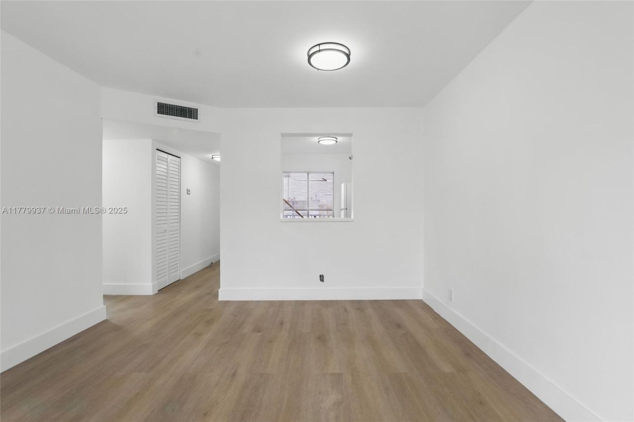 8540 N Sherman Cir, Unit 408, Miramar, FL 33025 Photo