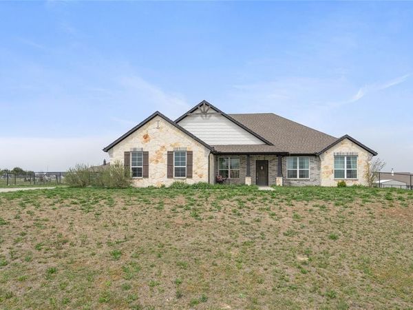 5017 Freestone Drive, Weatherford, TX 76085