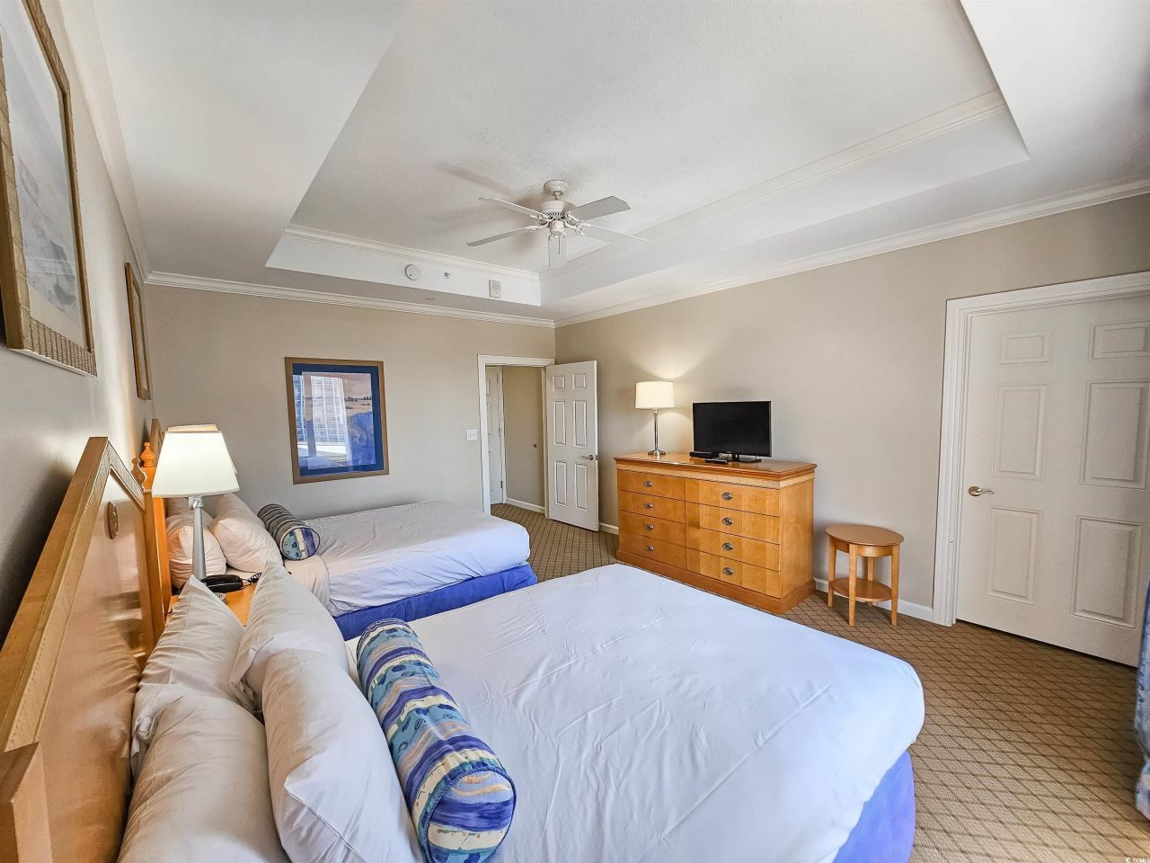 9994 Beach Club Dr. Photo 23