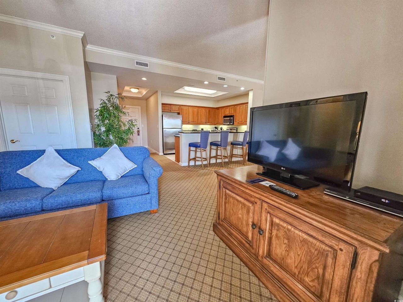 9994 Beach Club Dr. Photo 7