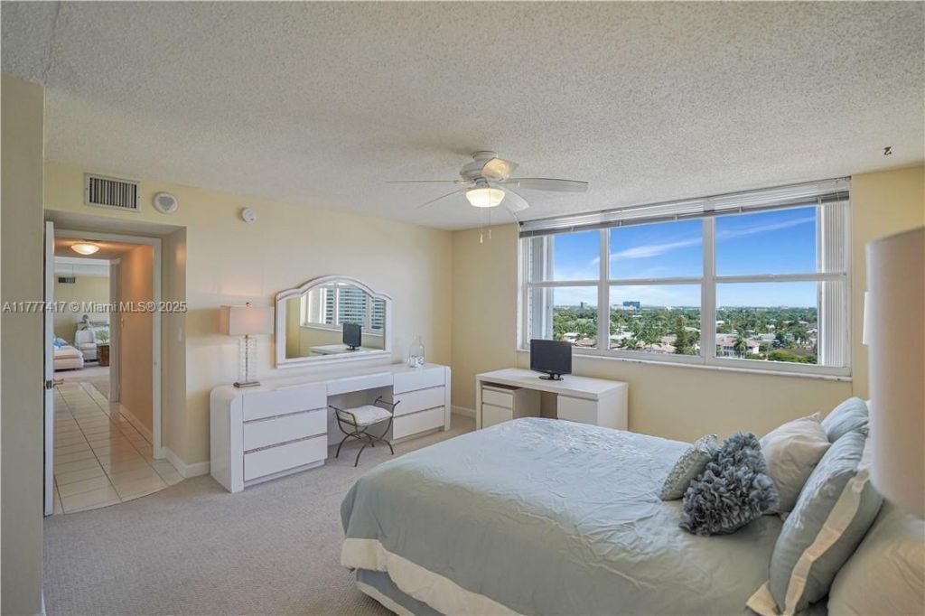 2881 NE 33rd Ct, Unit PHC, Fort Lauderdale, FL 33306 Photo