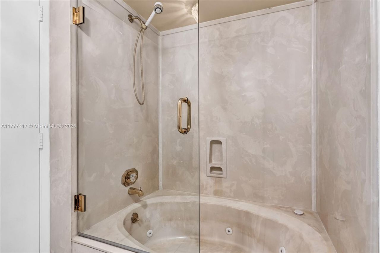 2881 NE 33rd Ct, Unit PHC, Fort Lauderdale, FL 33306 Photo