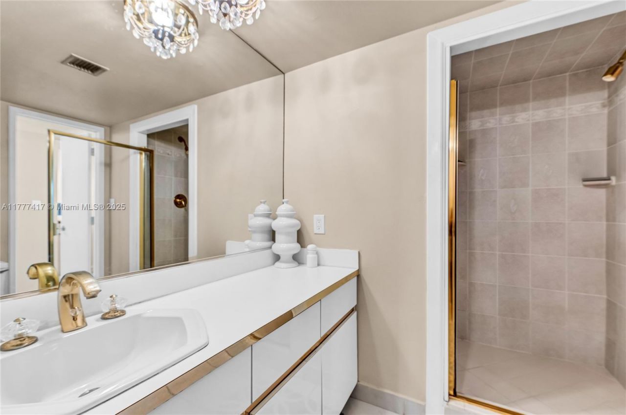 2881 NE 33rd Ct, Unit PHC, Fort Lauderdale, FL 33306 Photo