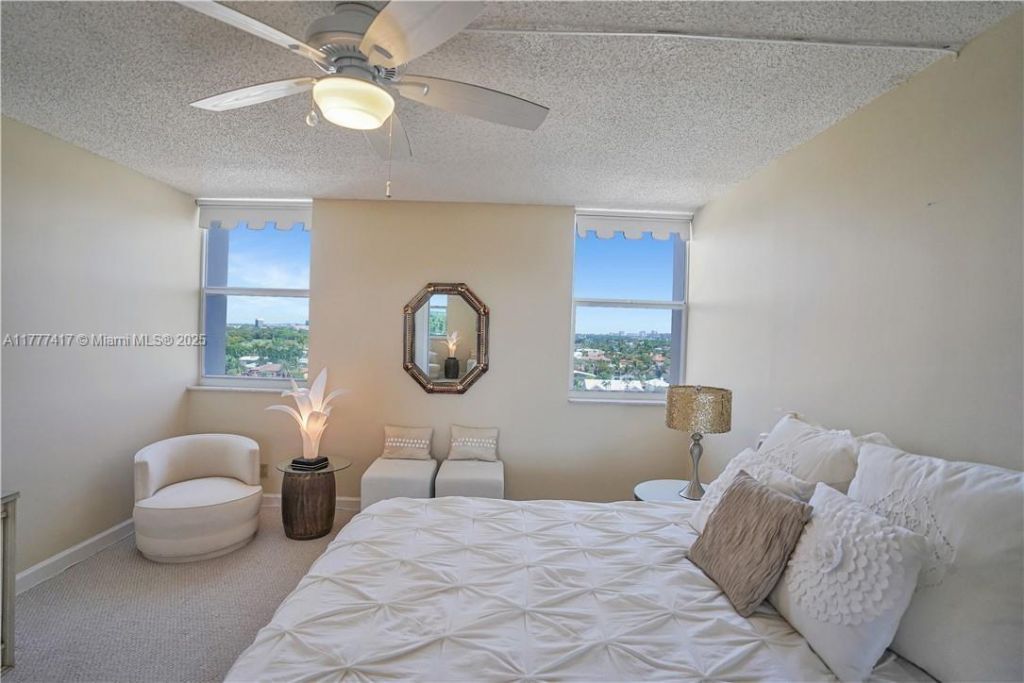 2881 NE 33rd Ct, Unit PHC, Fort Lauderdale, FL 33306 Photo