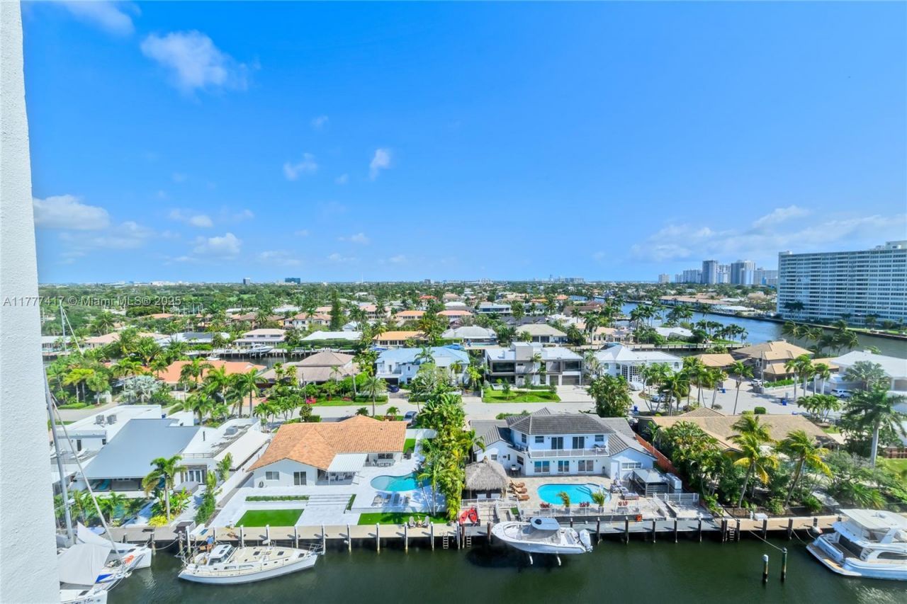 2881 NE 33rd Ct, Unit PHC, Fort Lauderdale, FL 33306 Photo