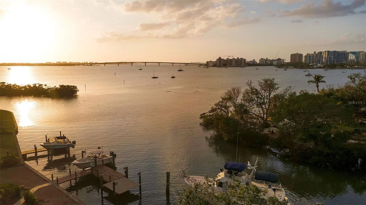 1479 Bay Point Drive, Sarasota, FL 34236 Photo