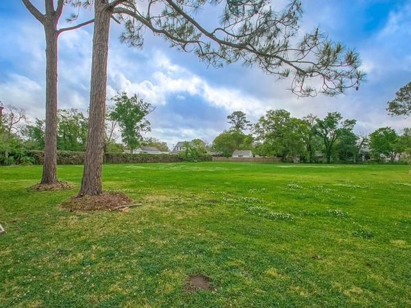 181 SAUVE Road, River Ridge, LA 70123