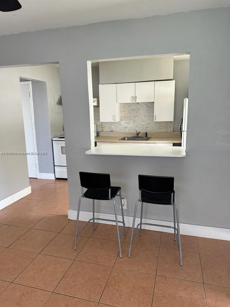 756 NW 5th St, Hallandale Beach, FL 33009 Photo