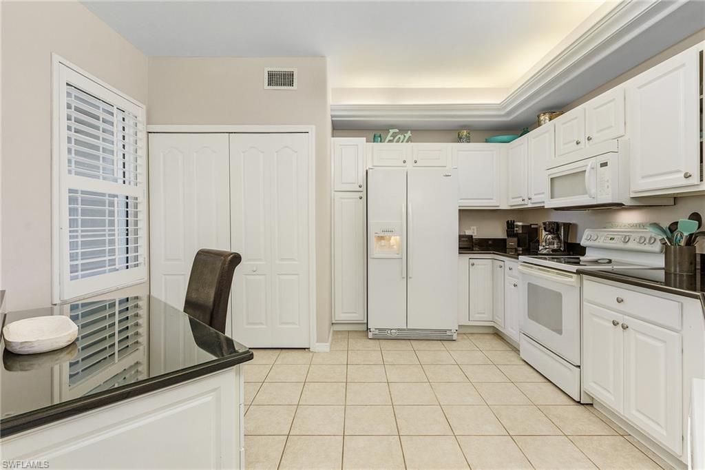 23601 Sandycreek Ter, Unit 906, Estero, FL 34135 Photo
