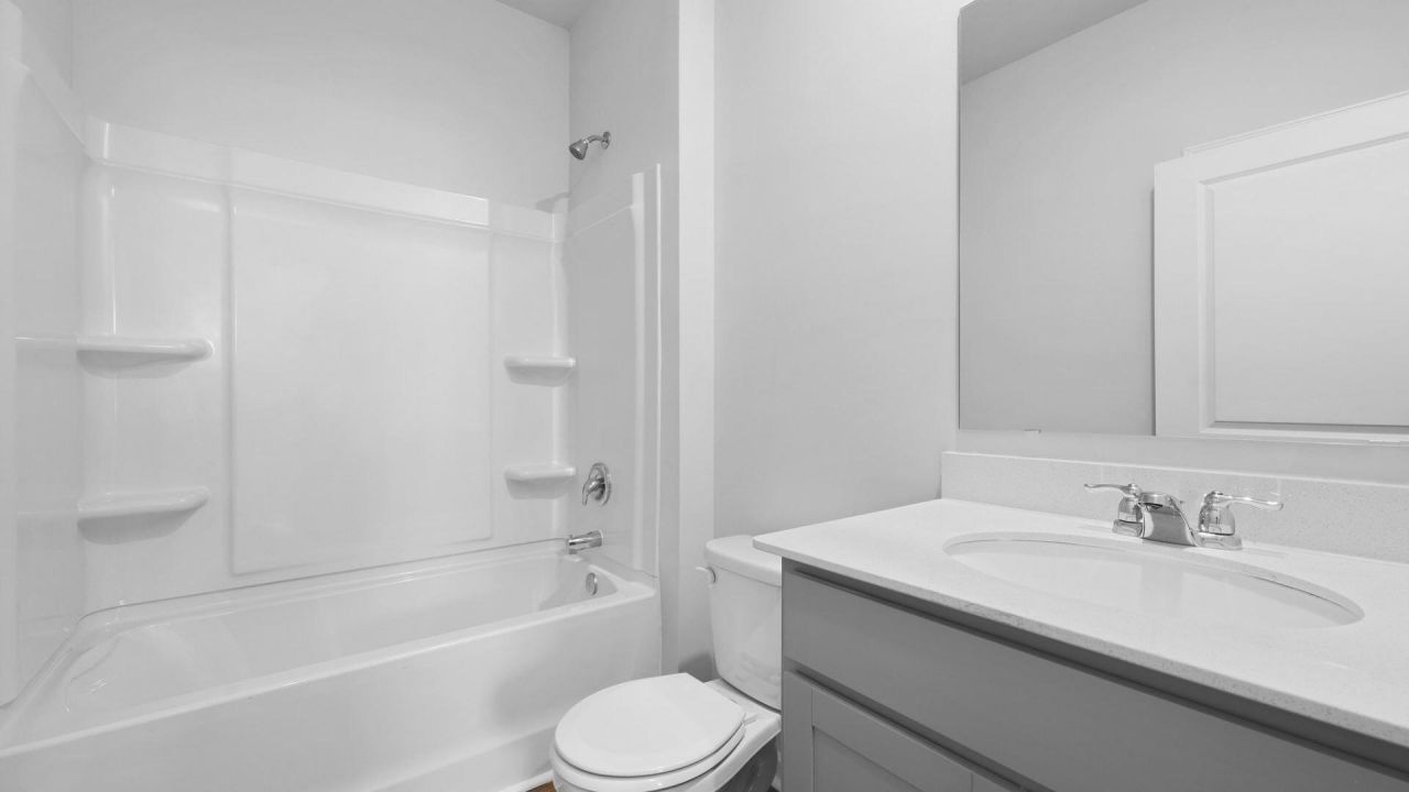 1821 Gordon Road Photo 13