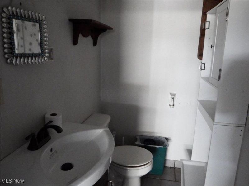 39 E Main Street, Crooksville, OH 43731 Photo 10