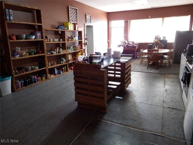 39 E Main Street, Crooksville, OH 43731 Photo 3