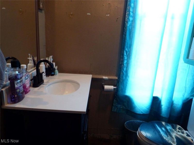 39 E Main Street, Crooksville, OH 43731 Photo 7