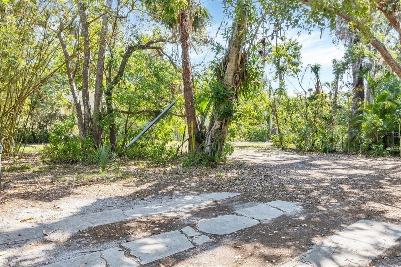 2315 Mcclellan Parkway, Sarasota, FL 34239 Photo