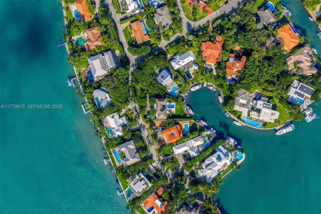 481 S Mashta Drive, Key Biscayne, FL 33149 Photo