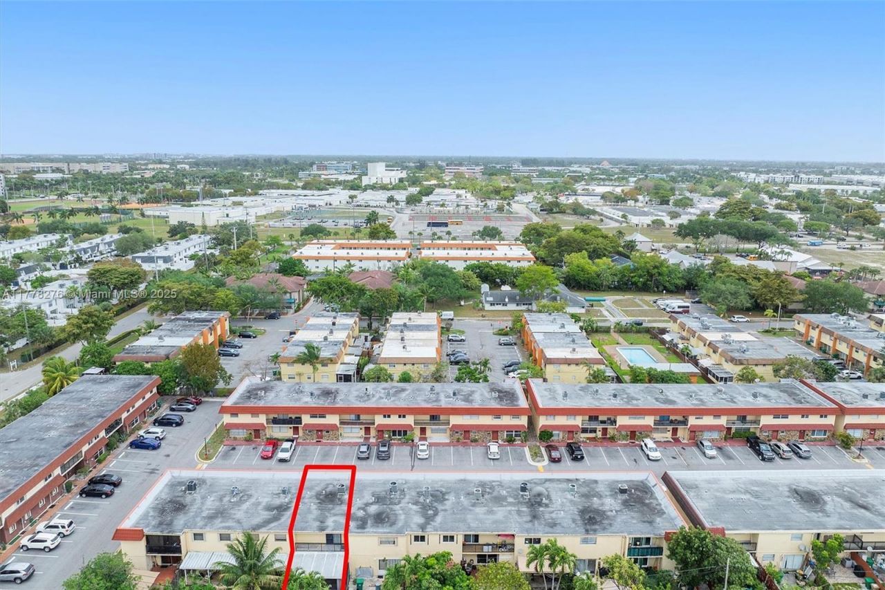 6668 SW 41st Pl, Unit 29, Davie, FL 33314 Photo