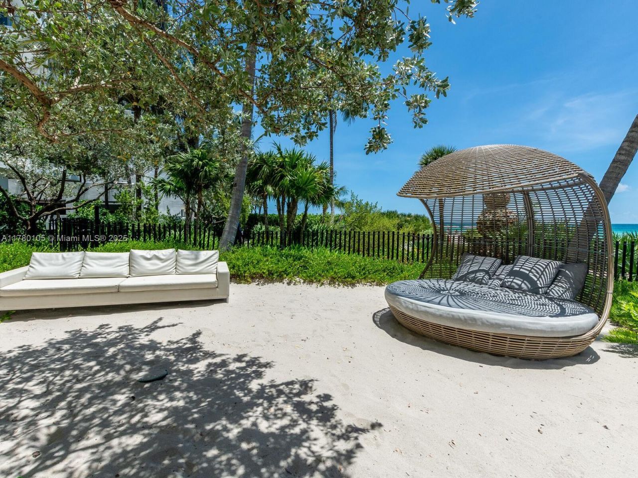 16901 Collins Ave, Unit 703, Sunny Isles Beach, FL 33160 Photo