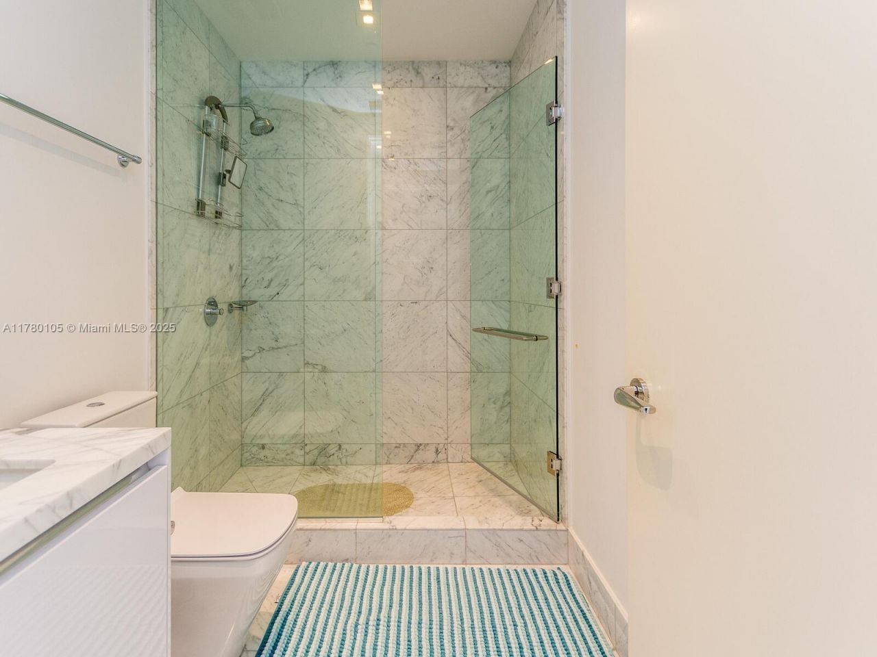 16901 Collins Ave, Unit 703, Sunny Isles Beach, FL 33160 Photo