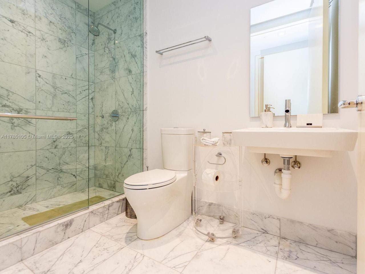 16901 Collins Ave, Unit 703, Sunny Isles Beach, FL 33160 Photo