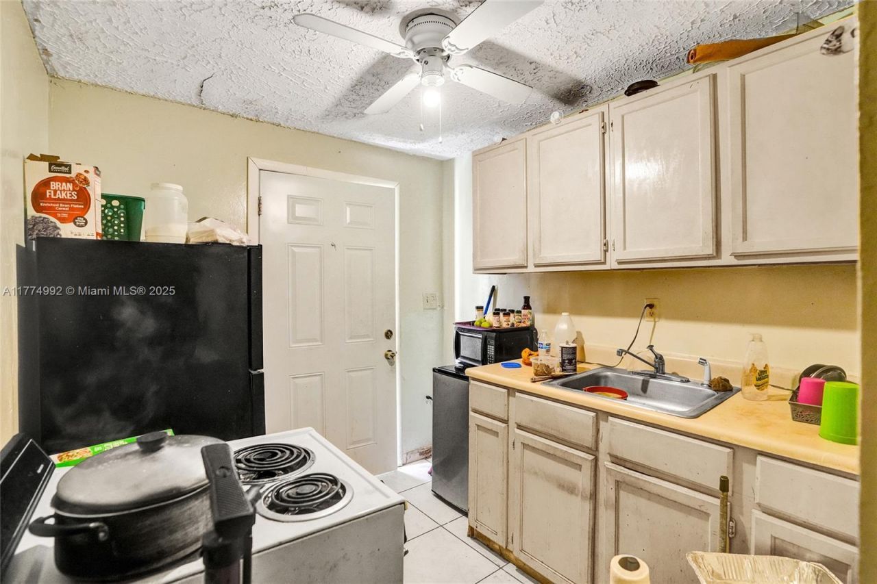 Please Call For Address, Miami, FL 33162 Photo