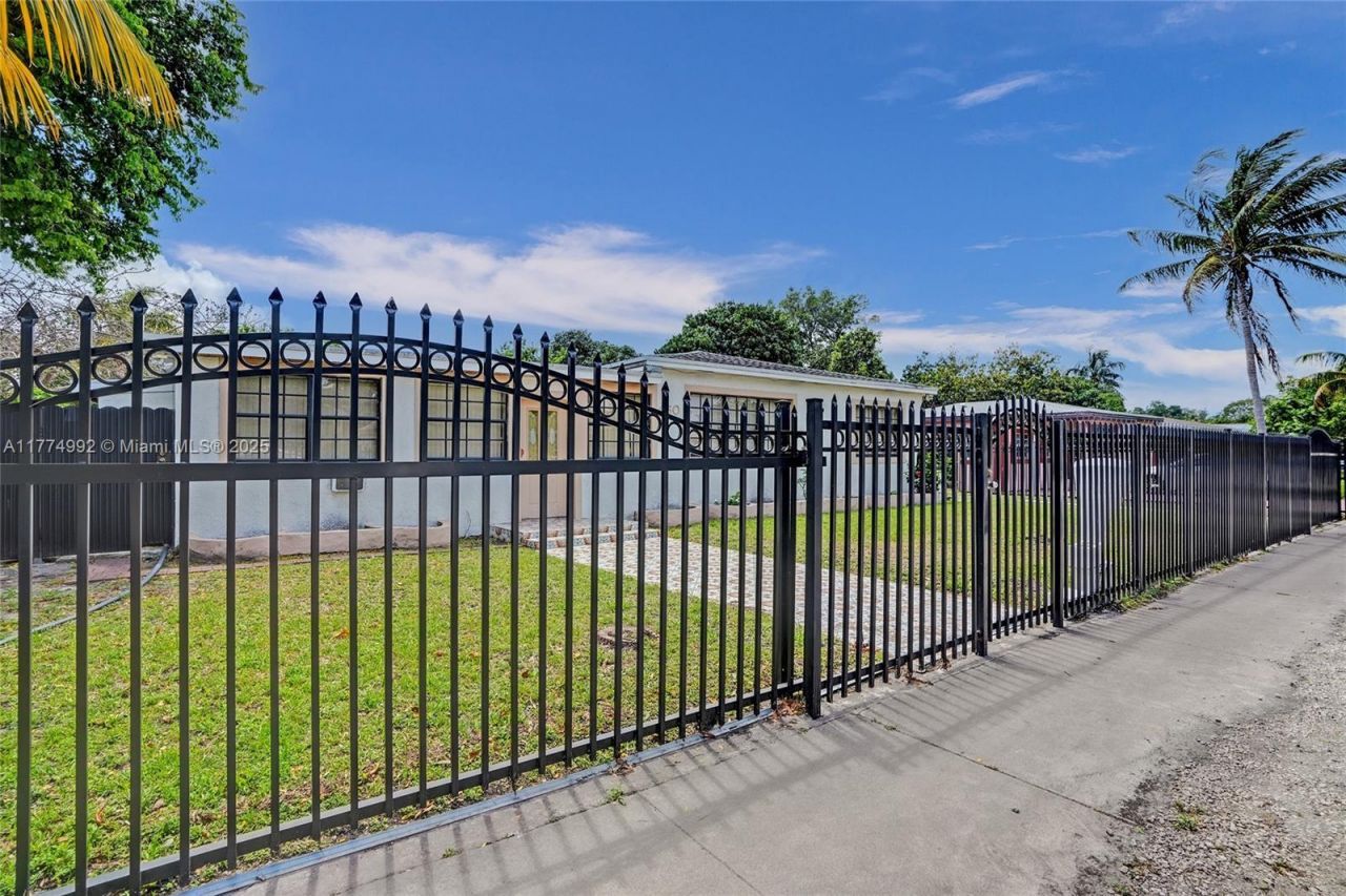 Please Call For Address, Miami, FL 33162 Photo