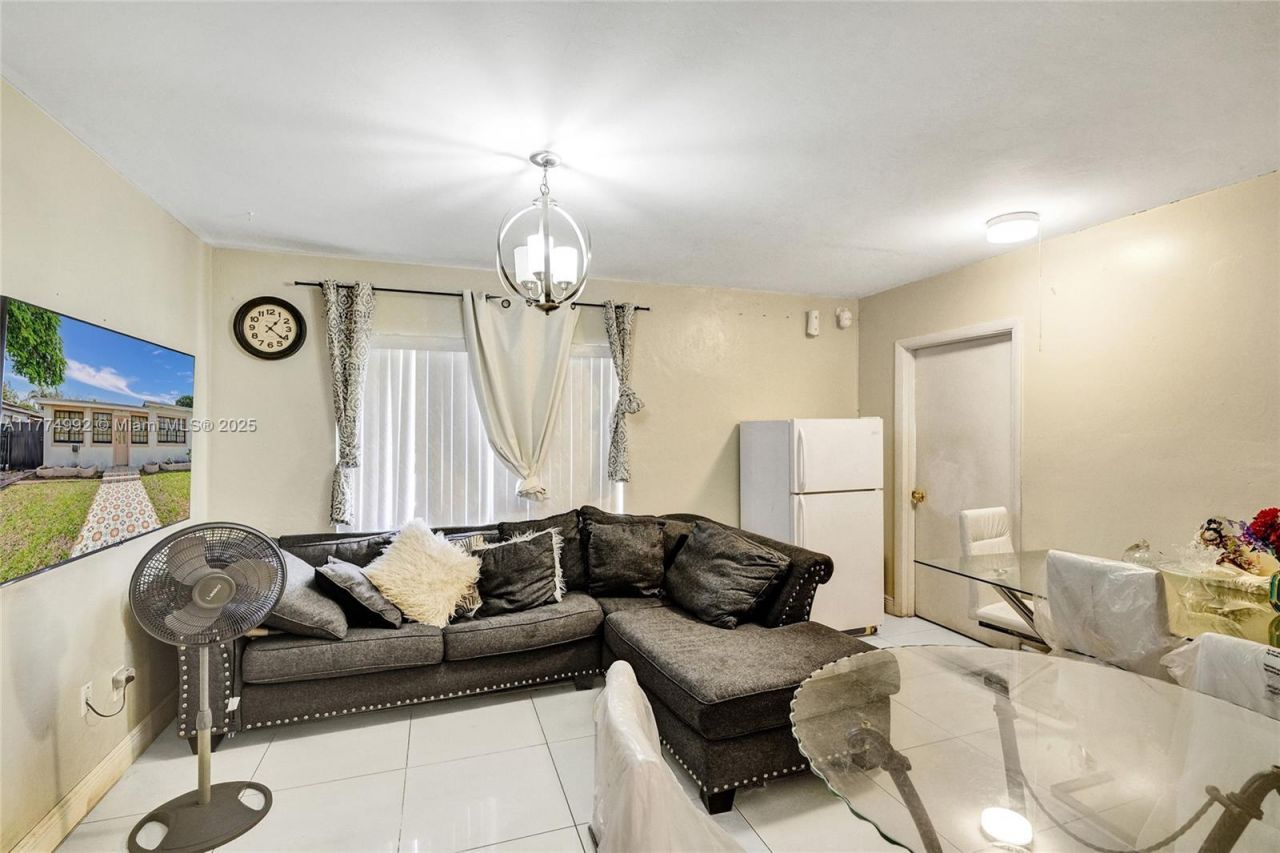 Please Call For Address, Miami, FL 33162 Photo