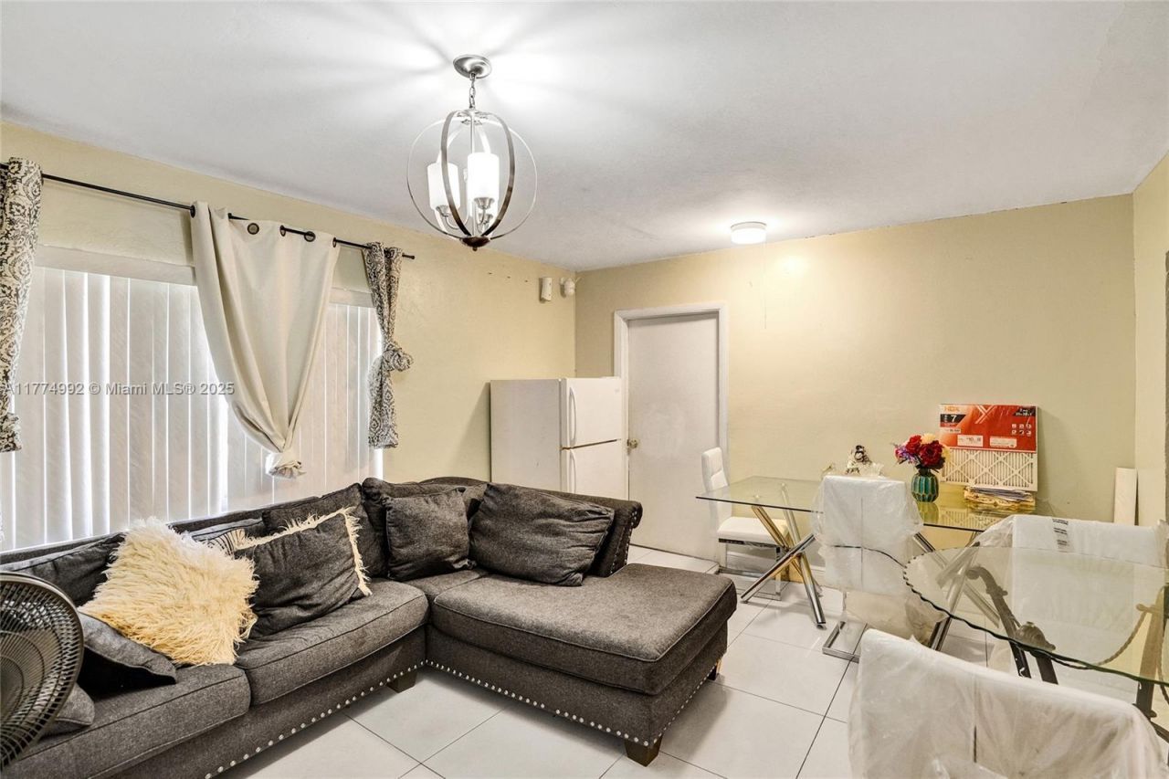 Please Call For Address, Miami, FL 33162 Photo