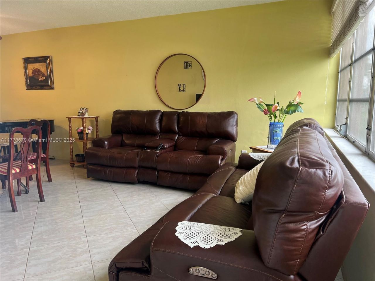 18555 NE 14th Ave, Unit 516, Miami, FL 33179 Photo