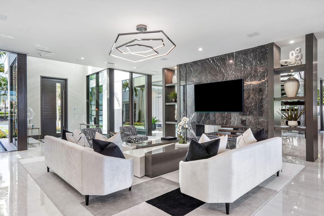 372 E Alexander Palm Road, Boca Raton, FL 33432 Photo