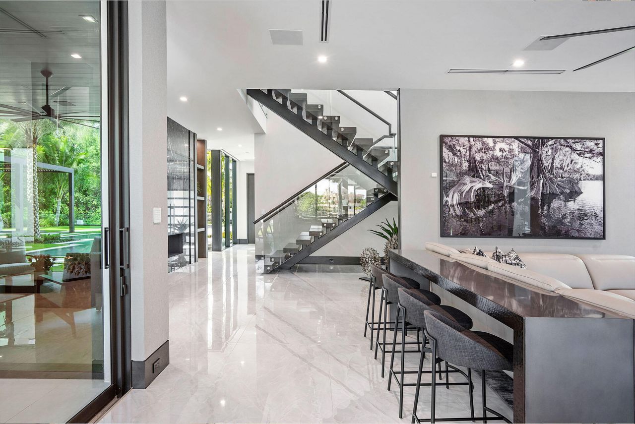 372 E Alexander Palm Road, Boca Raton, FL 33432 Photo