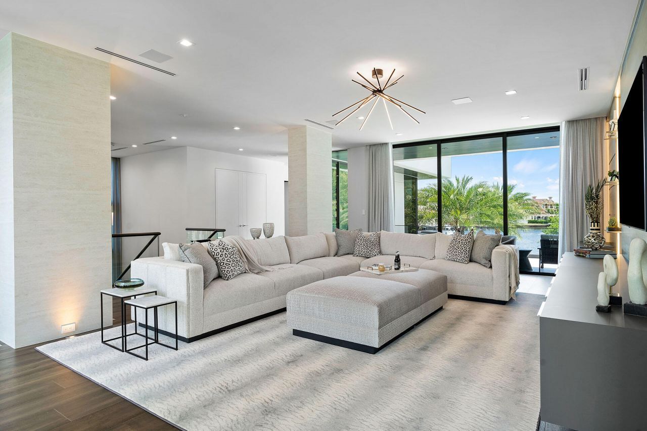 372 E Alexander Palm Road, Boca Raton, FL 33432 Photo