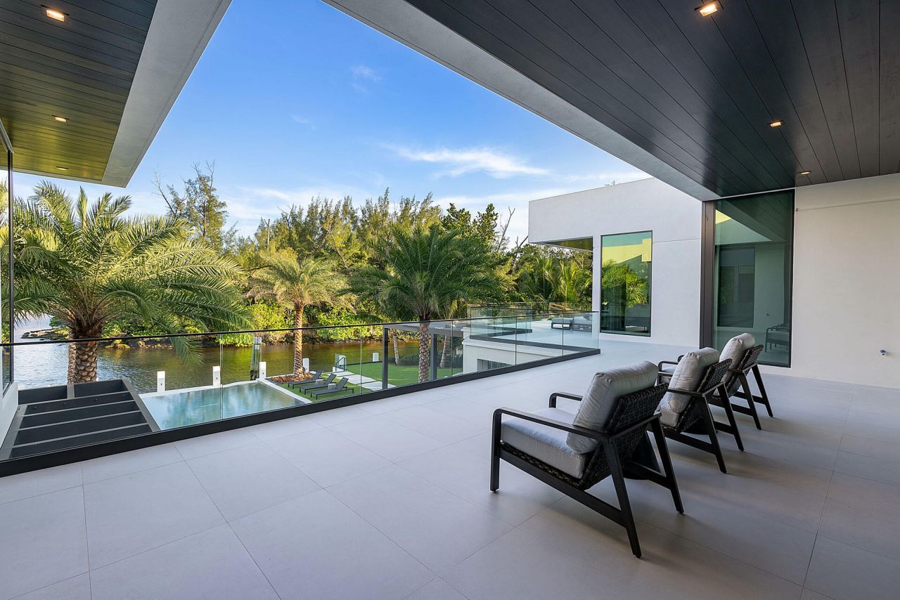 372 E Alexander Palm Road, Boca Raton, FL 33432 Photo