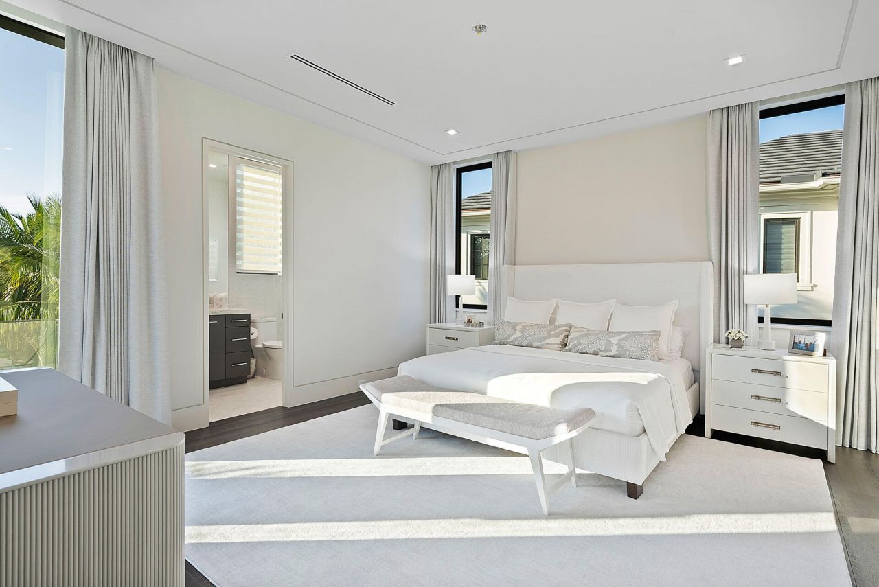 372 E Alexander Palm Road, Boca Raton, FL 33432 Photo