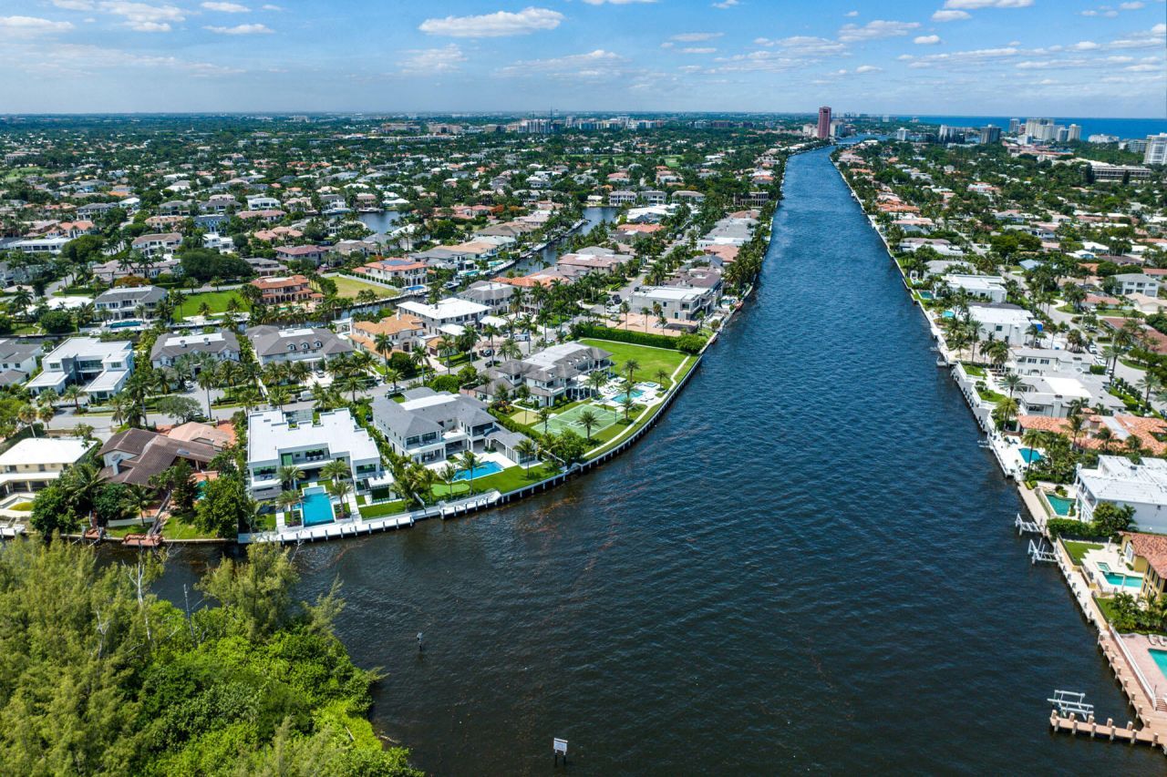 372 E Alexander Palm Road, Boca Raton, FL 33432 Photo