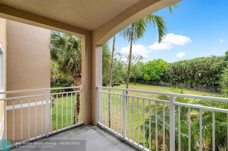 6492 Emerald Dunes Drive, Unit 208, West Palm Beach, FL 33411 Photo
