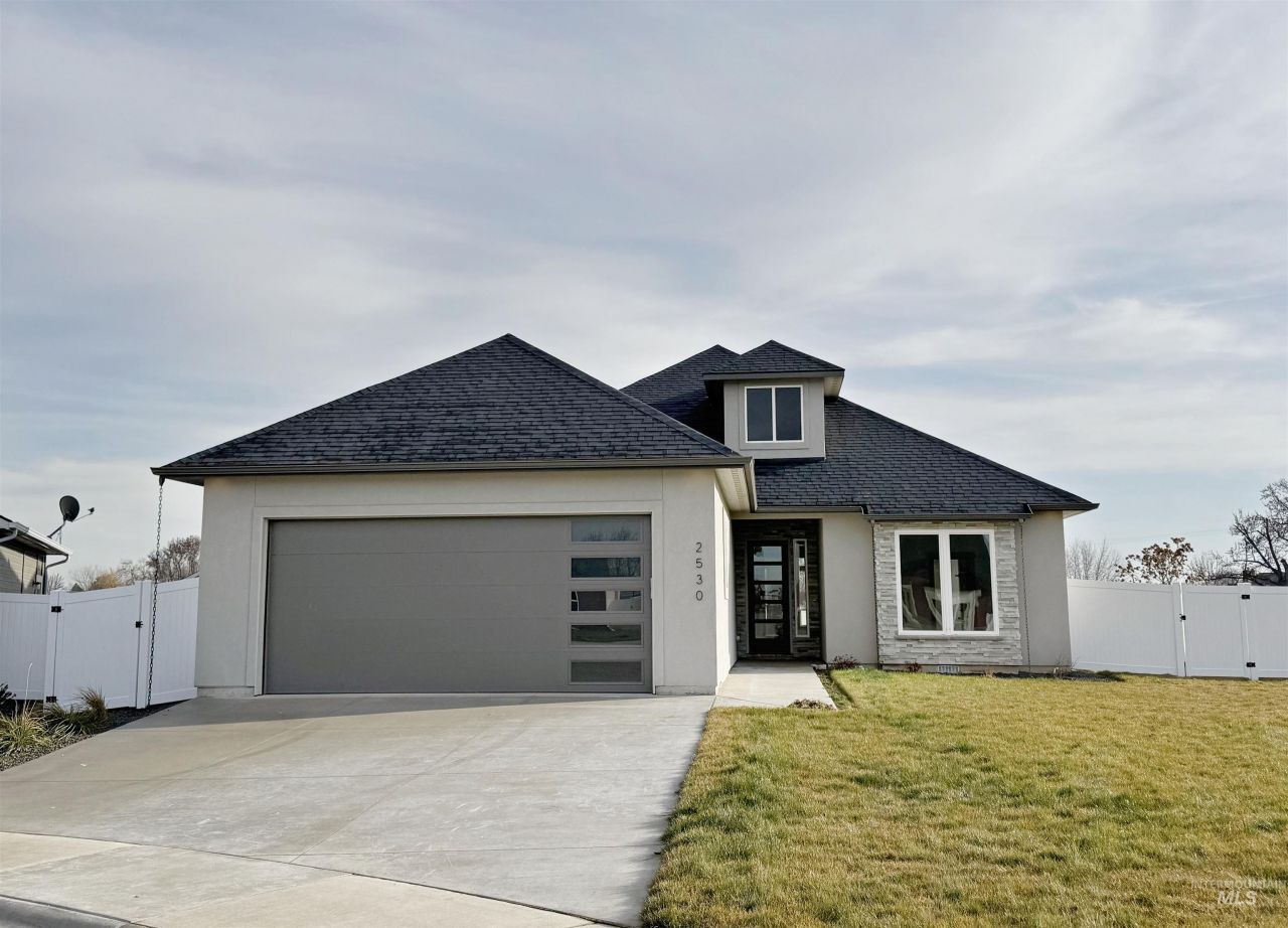 2530 Jane Ct, Fruitland, ID 83619 Main Photo