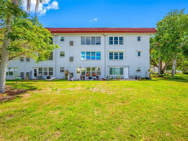 5660 80TH STREET N, Unit D207, ST PETERSBURG, FL 33709